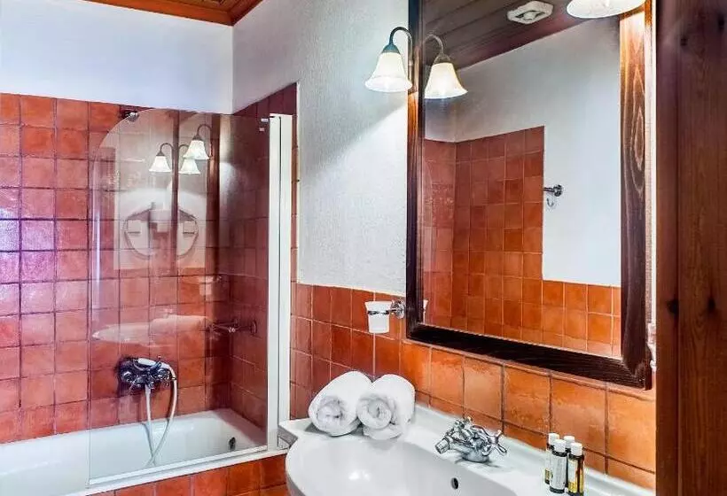 هتل Dias Guesthouse