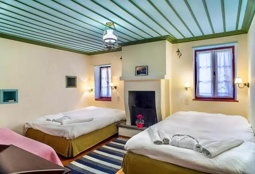 هتل Dias Guesthouse