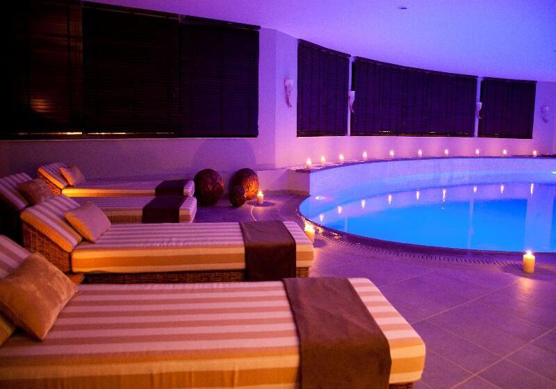 호텔 Du Lac Congress Center & Spa