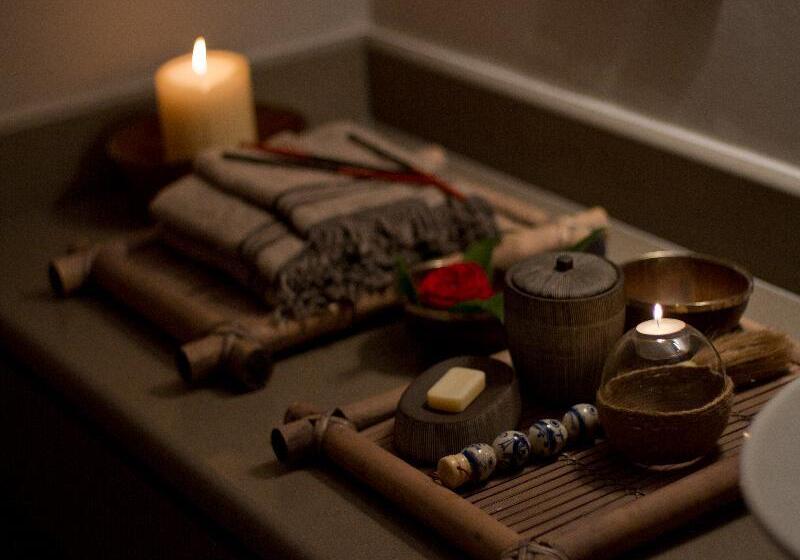 호텔 Du Lac Congress Center & Spa