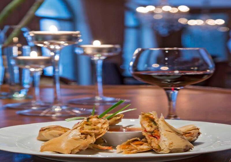 호텔 Du Lac Congress Center & Spa