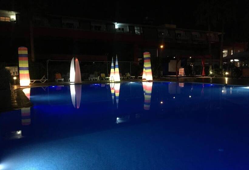 فندق Grand Bahama Beach