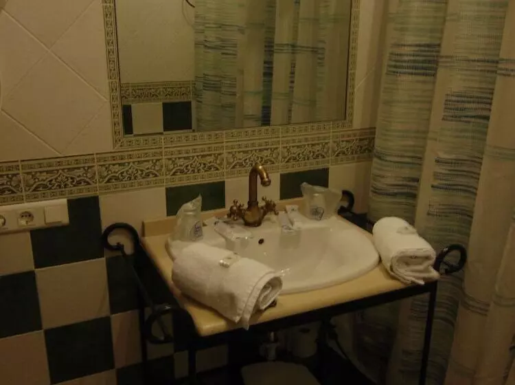 Hotel Sierra De Araceli Lucena