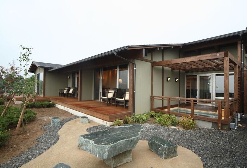 בית מלון כפרי Asagirinomieru Yado Yufuin Hanayoshi