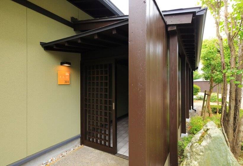 בית מלון כפרי Asagirinomieru Yado Yufuin Hanayoshi