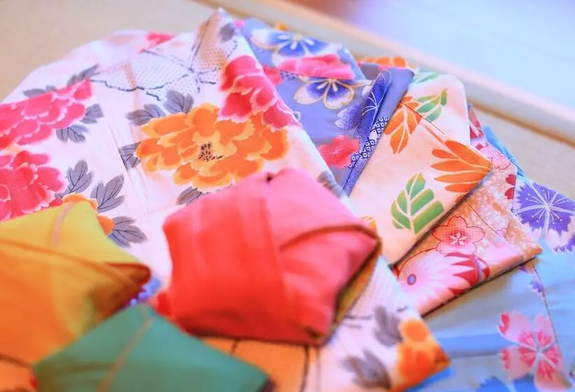 בית מלון כפרי Asagirinomieru Yado Yufuin Hanayoshi