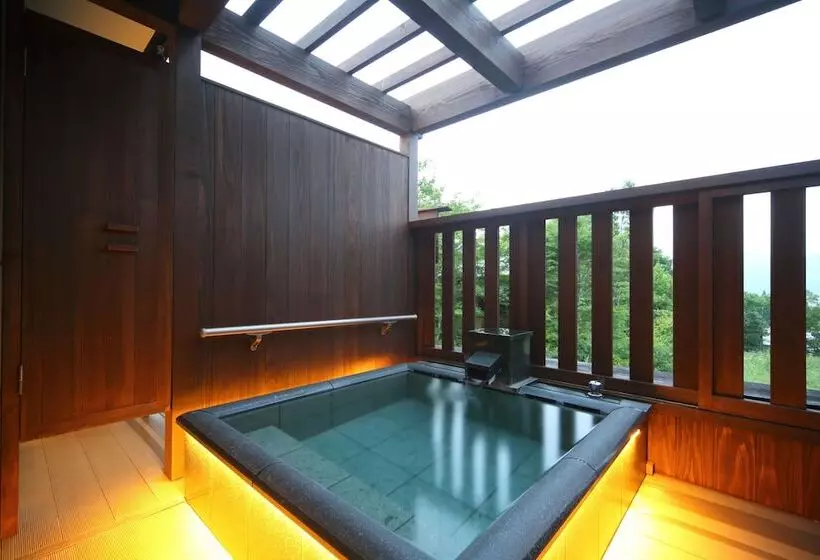 בית מלון כפרי Asagirinomieru Yado Yufuin Hanayoshi