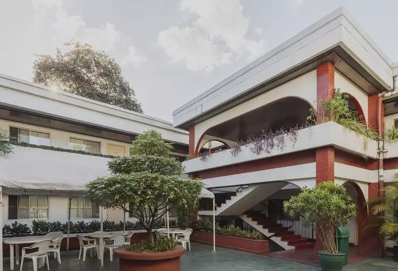 Reddoorz At Broadway Court Apartelle Quezon City