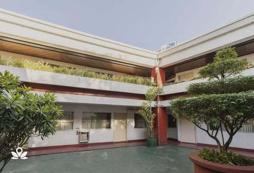 Reddoorz At Broadway Court Apartelle Quezon City