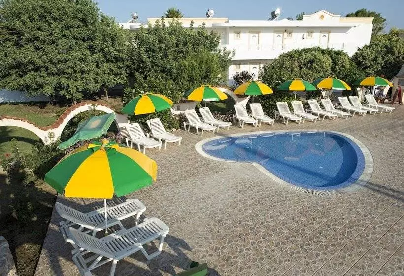 Fili Hotel Apartments