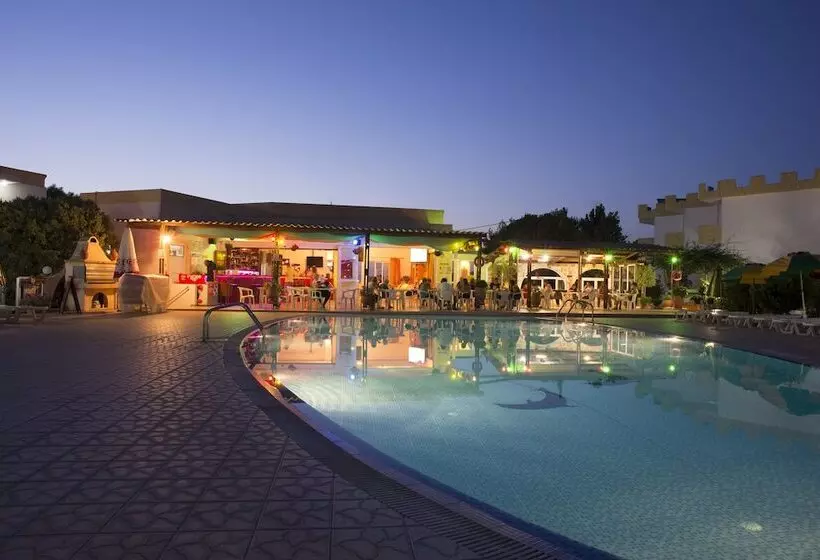 Fili Hotel Apartments