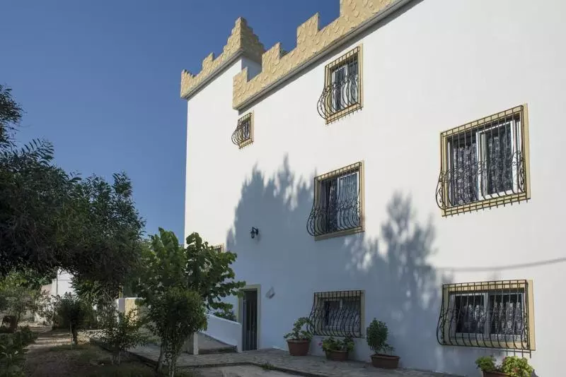 Fili Hotel Apartments