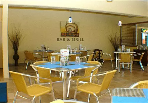 Hotel El Faro Suites & Conference Center 