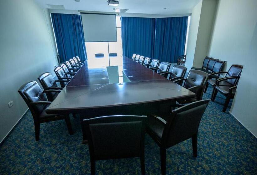 Отель Esplanada