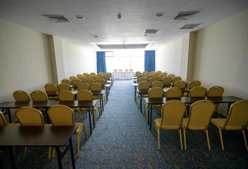 Отель Esplanada