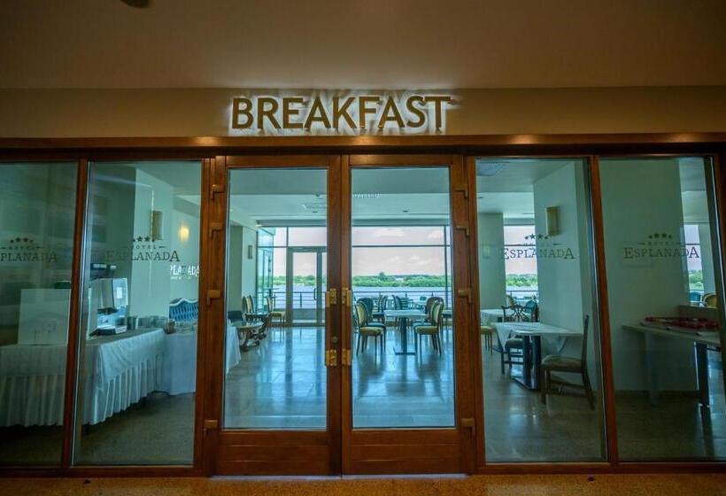 Отель Esplanada