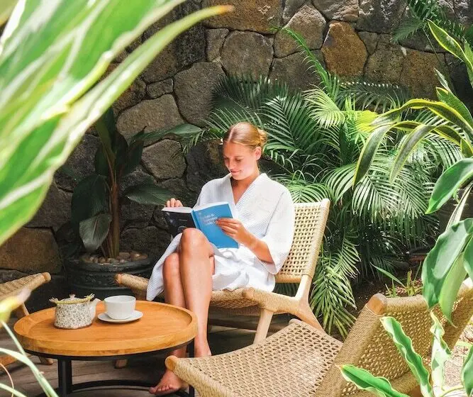 هتل Hôtel 20 Degrés Sud   Relais & Châteaux