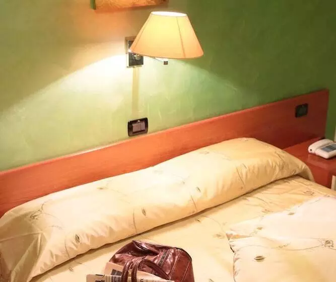 ホテル Leon Ristorante Al Cavallino Rosso