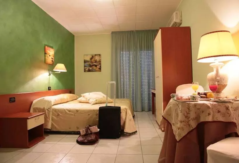 ホテル Leon Ristorante Al Cavallino Rosso