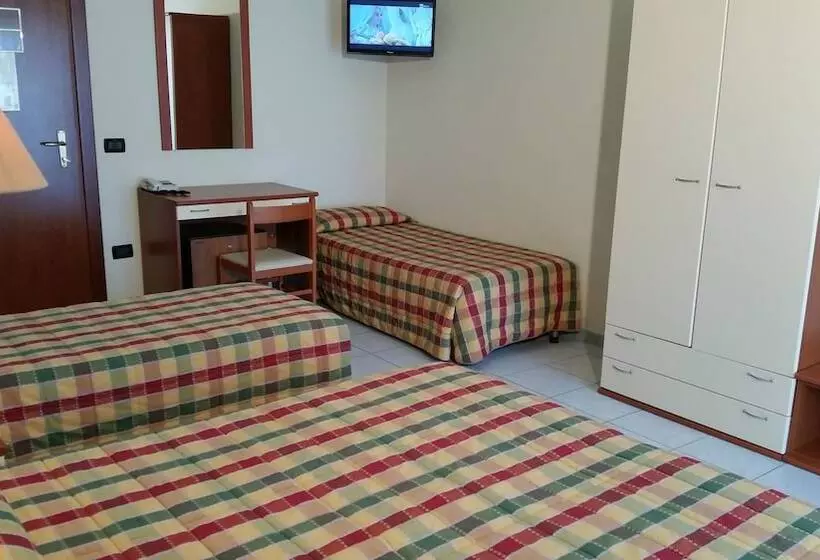 ホテル Leon Ristorante Al Cavallino Rosso