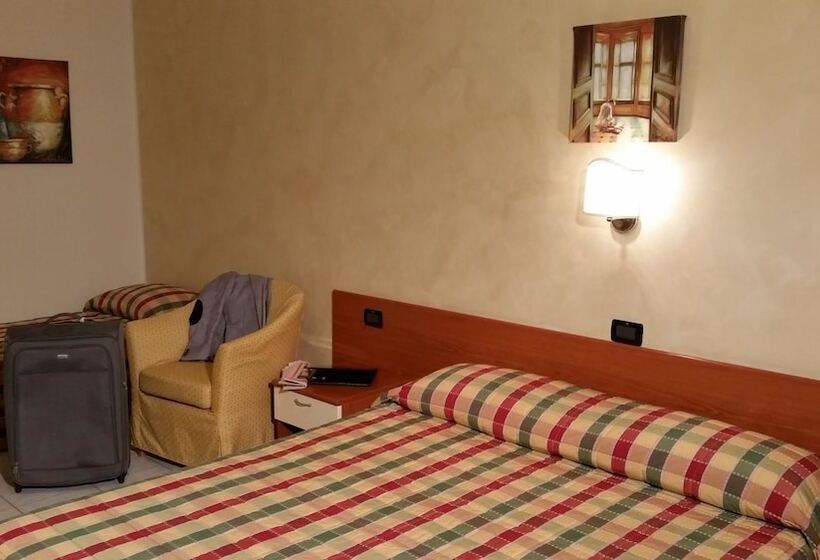 酒店 Leon Ristorante Al Cavallino Rosso