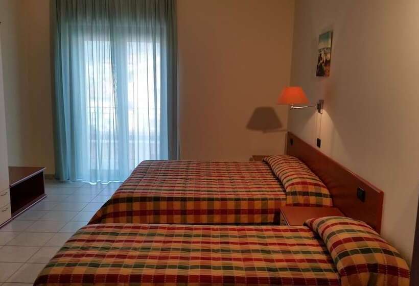 酒店 Leon Ristorante Al Cavallino Rosso