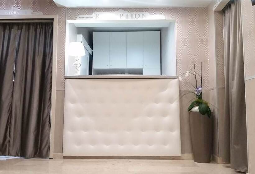 酒店 Leon Ristorante Al Cavallino Rosso