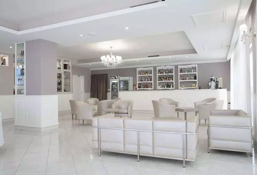 ホテル Leon Ristorante Al Cavallino Rosso