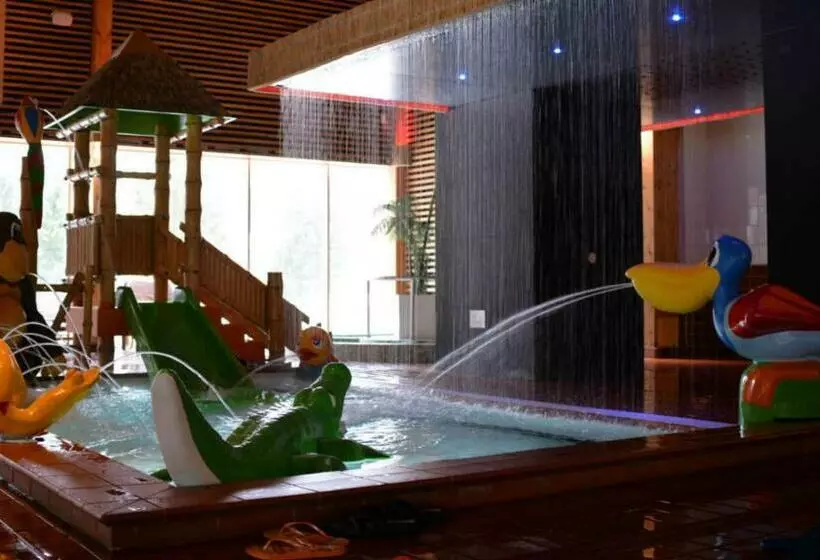 هتل Meresuu Spa &