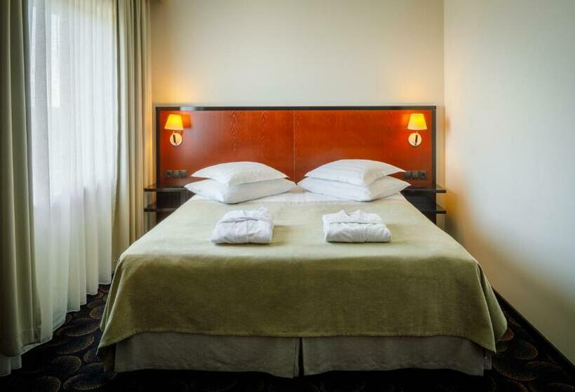 هتل Meresuu Spa &