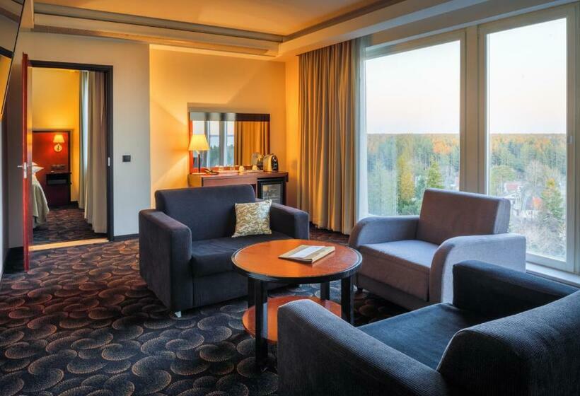 هتل Meresuu Spa &