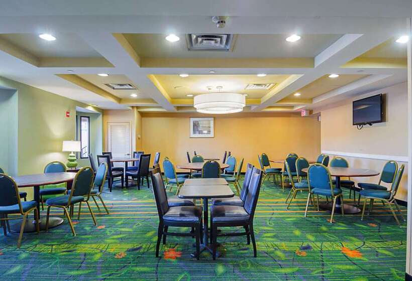 Отель Quality Inn Bostonrevere