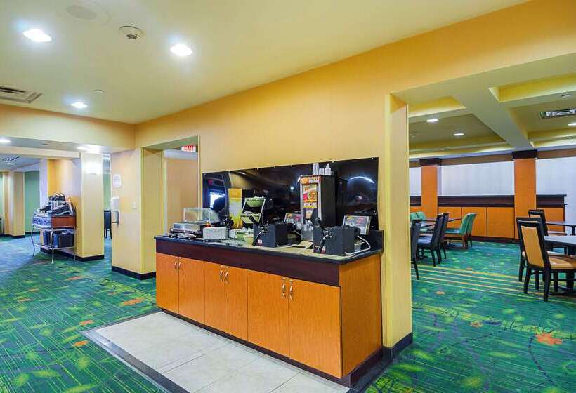 Отель Quality Inn Bostonrevere