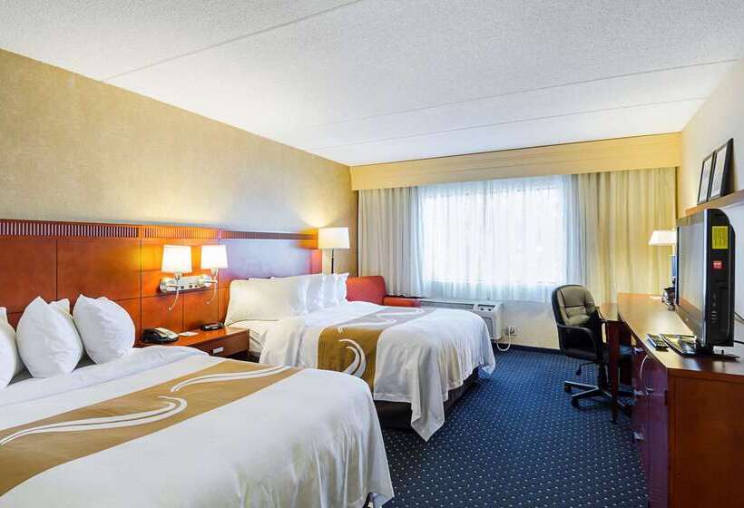 Отель Quality Inn Bostonrevere