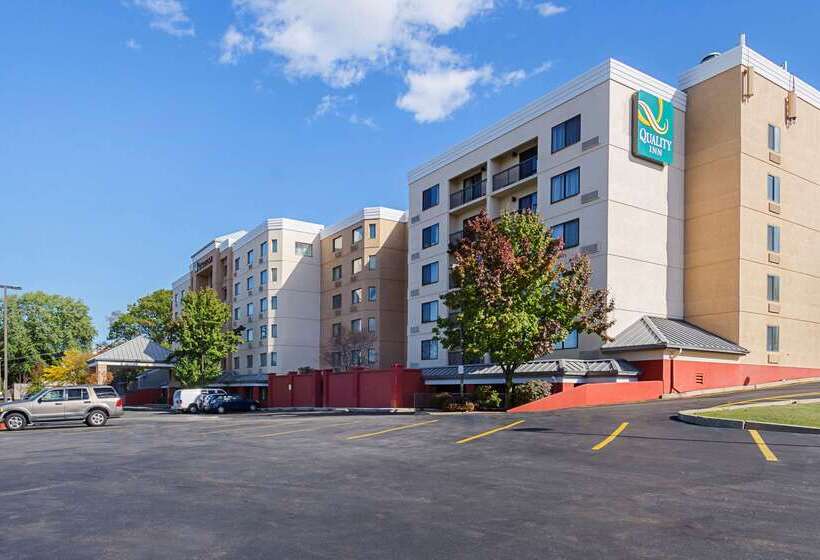 Отель Quality Inn Bostonrevere