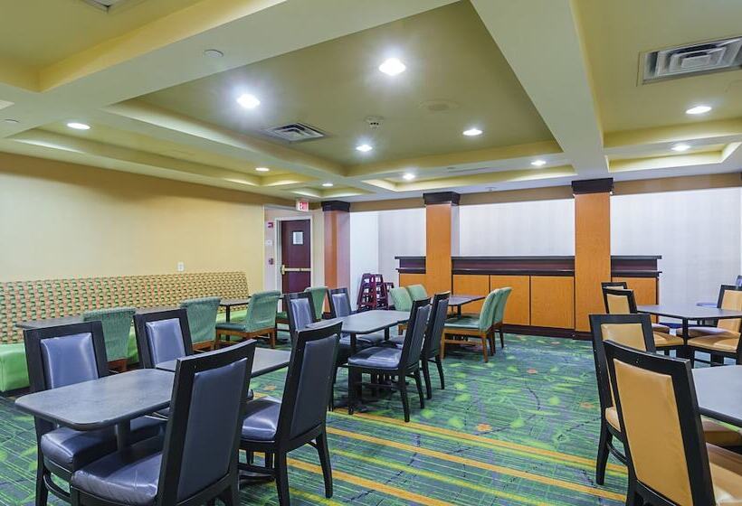 Отель Quality Inn Bostonrevere