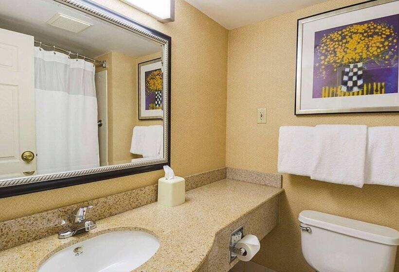 Отель Quality Inn Bostonrevere