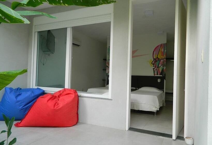 Otel Villa Dos Graffitis Pousada