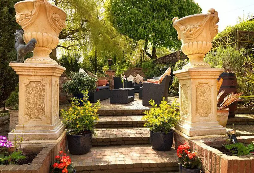 酒店 Winteringham Fields - Restaurant with rooms