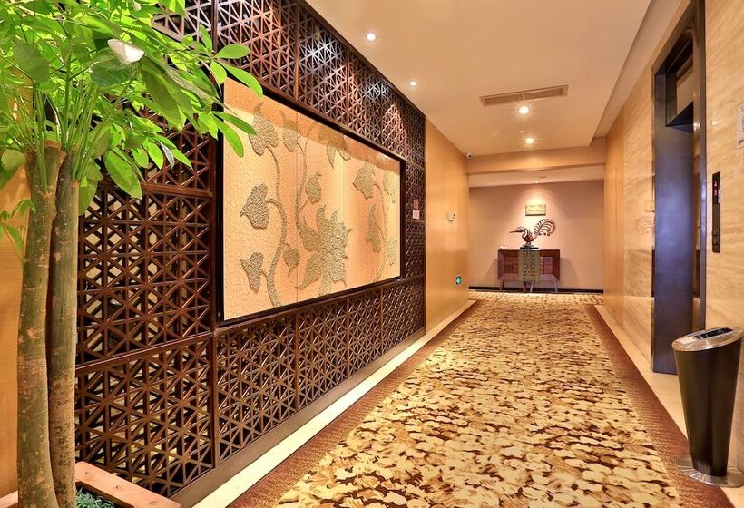 Отель Yiwu Bali Plaza