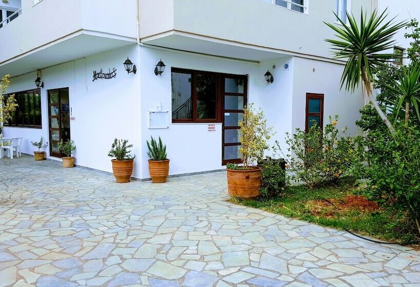 Mastorakis Hotel And Studios