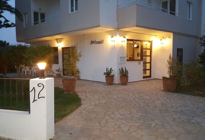 Mastorakis Hotel And Studios