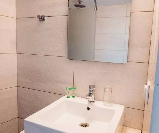 Mastorakis Hotel And Studios