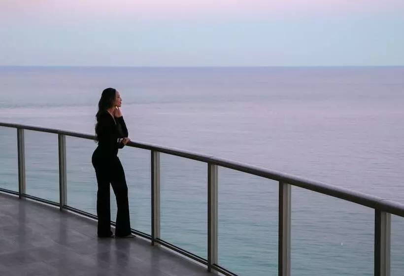 The St. Regis Bal Harbour Resort