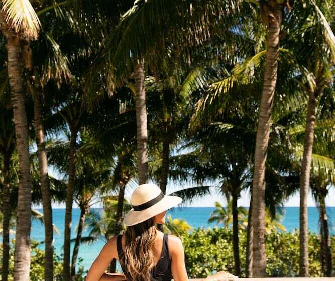 The St. Regis Bal Harbour Resort