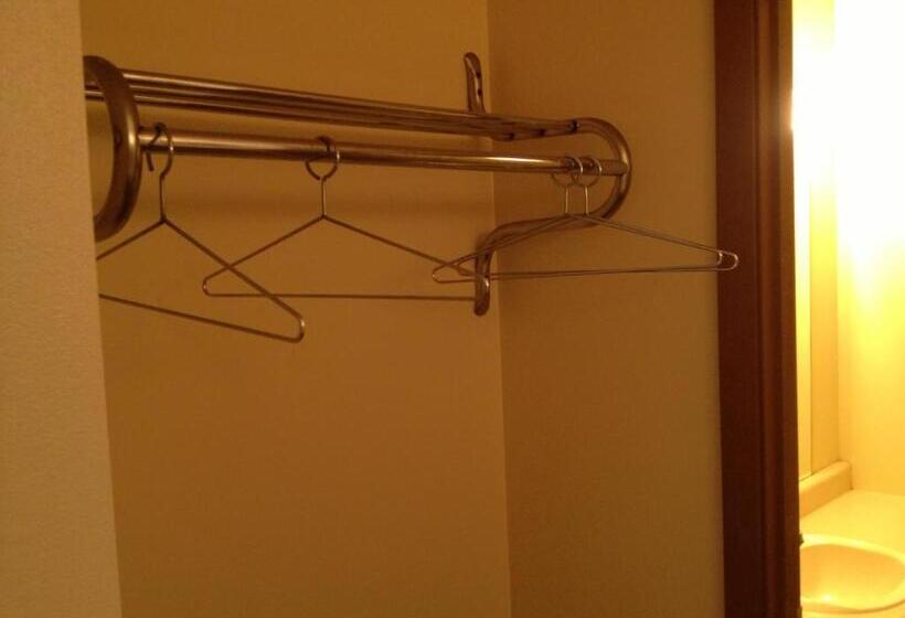 Мотель Budget Inn