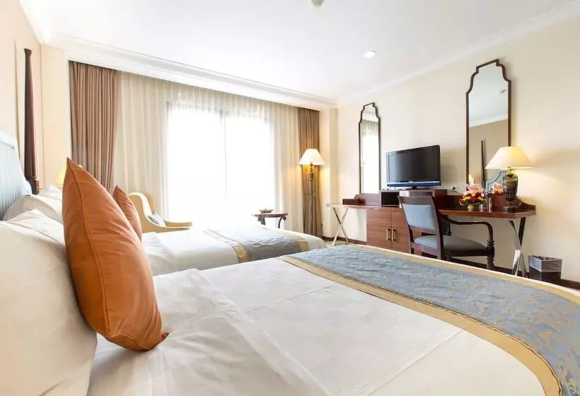 Отель Asmila Boutique