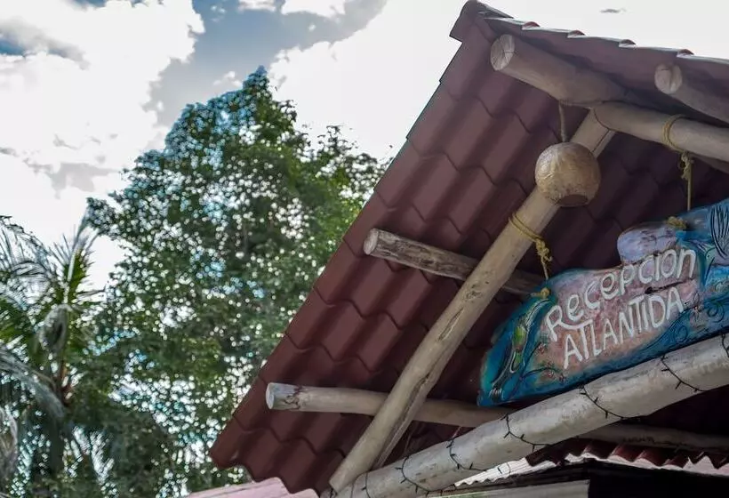 Hotel Atlantida Lodge