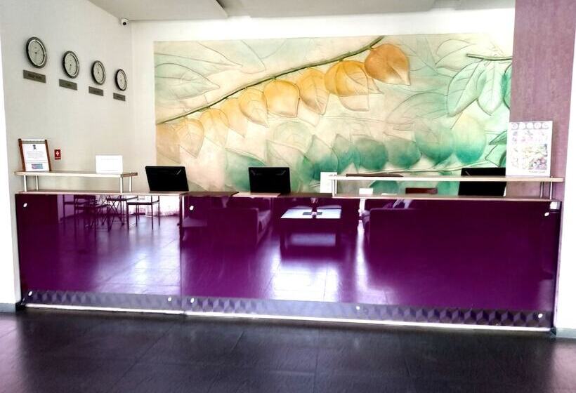 Отель Celebration Lavasa