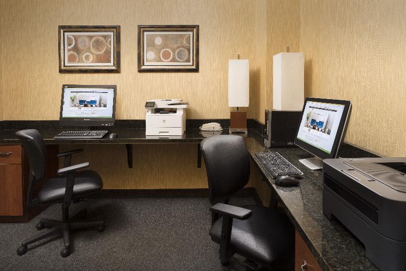 فندق Doubletree By Hilton Denver International Airport